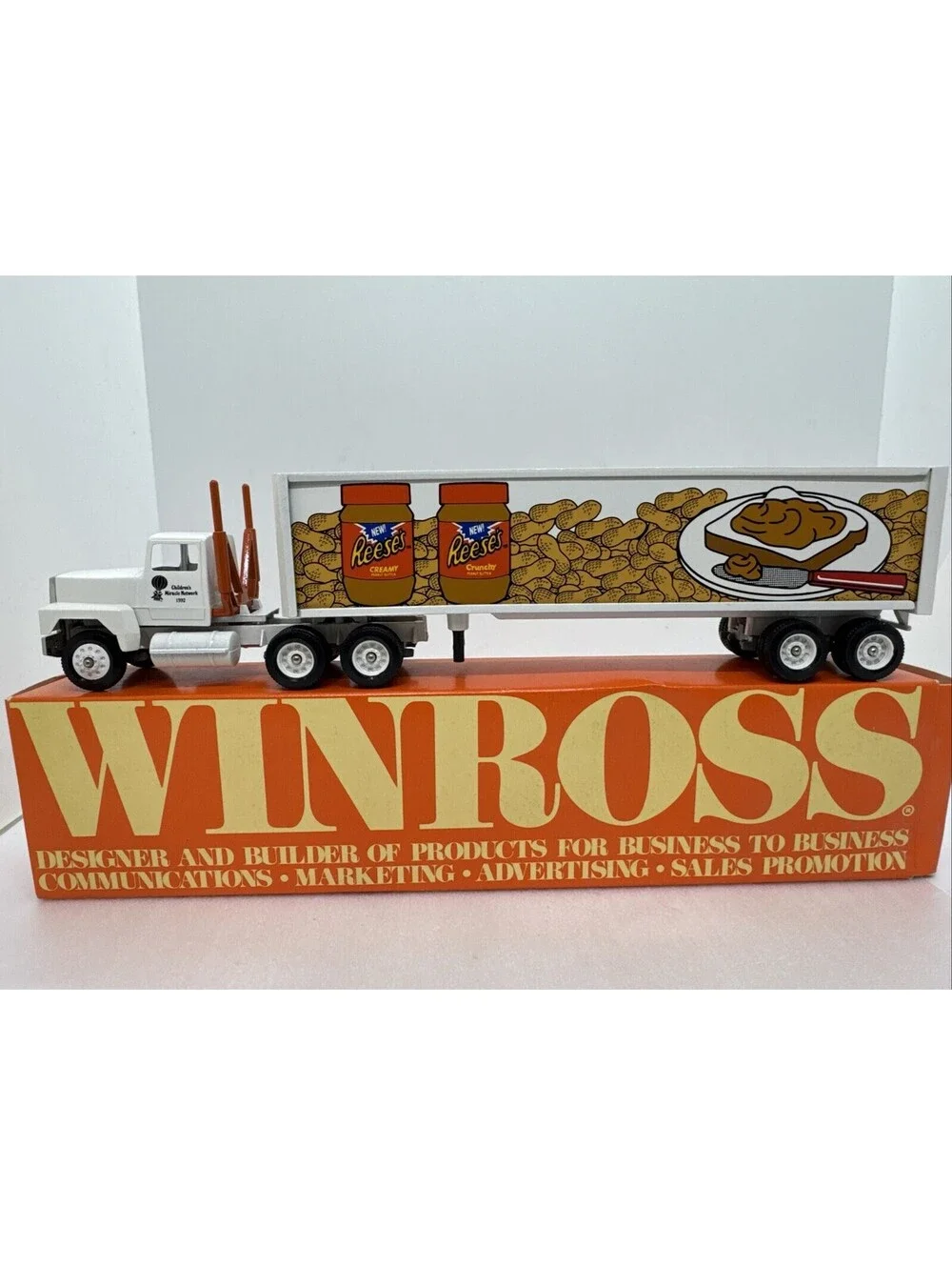 1/64 Winross Semi Truck Hershey Reese's Peanut Butter 1992 Children's Miracle PA